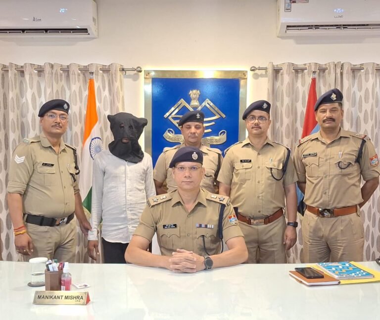 पढिए:-दुष्कर्म-वीडियो वायरल करने का आरोपी दबोचा -18मई को जबरन किया था बलात्कार -फिर फेसबुक में वायरल कर किया बदनाम