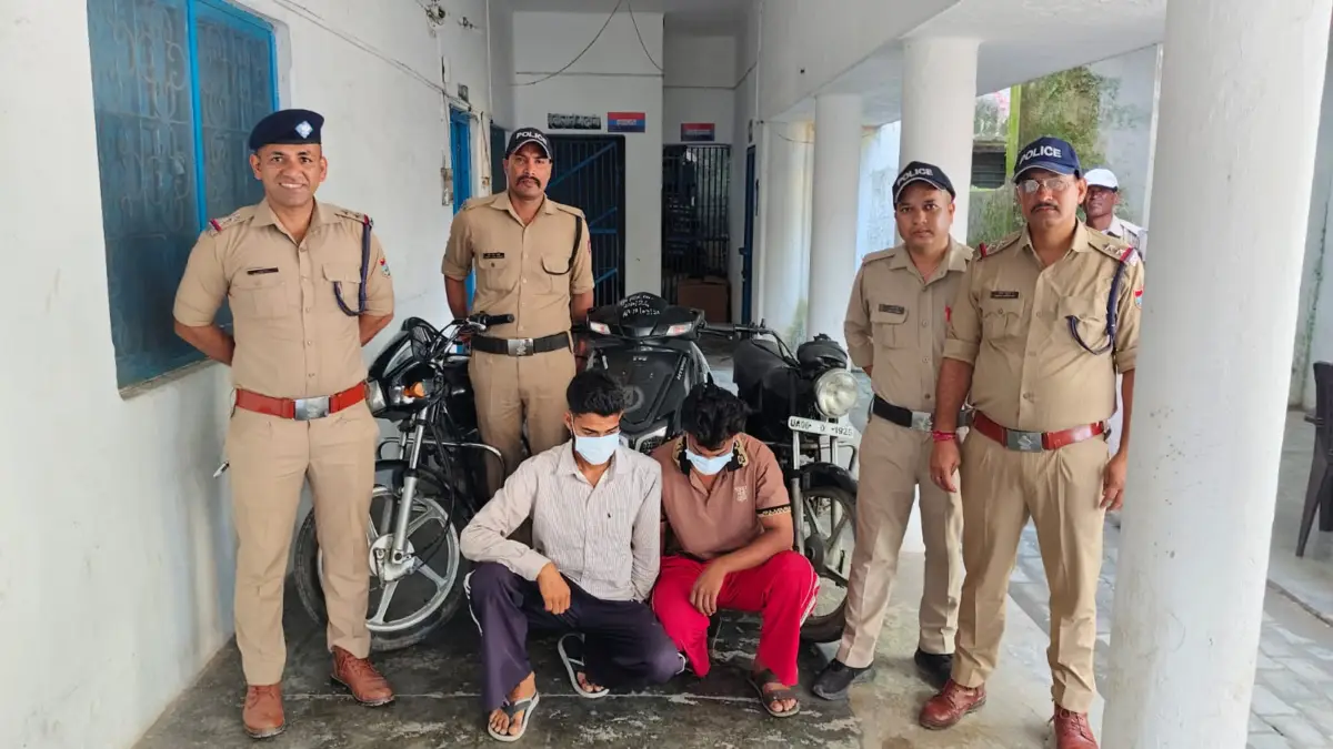 बाइक-स्कूटी बेचने रुद्रपुर पहुंचे चोर, पुलिस ने दबोचे